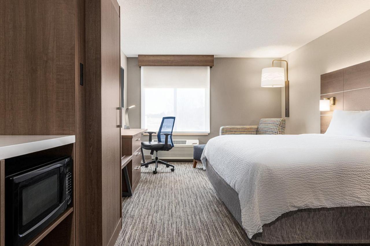 Holiday Inn Express Hotel & Suites Anniston/Oxford By Ihg Exterior foto
