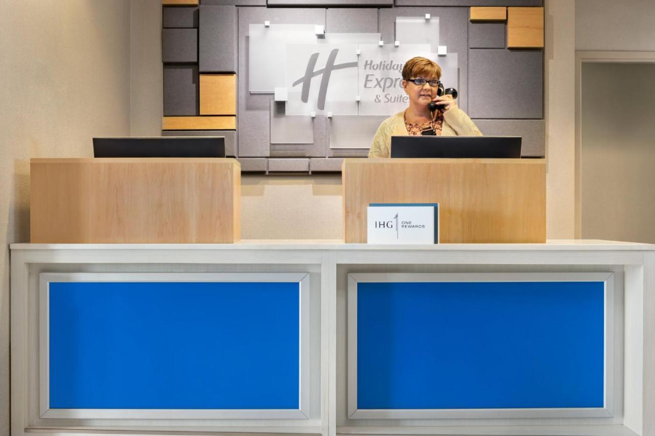 Holiday Inn Express Hotel & Suites Anniston/Oxford By Ihg Exterior foto